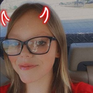 Meet your Posher, Katelyn